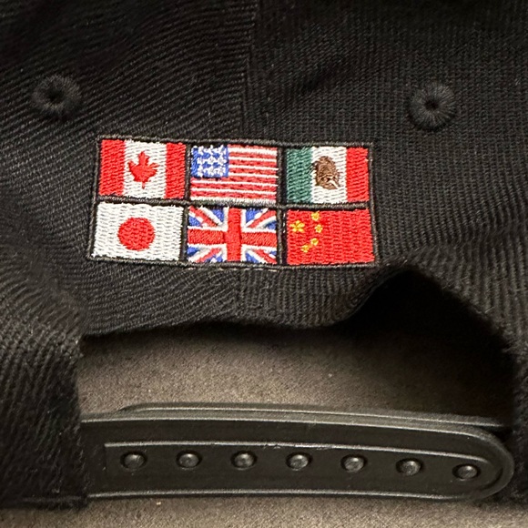 YRN Migos NWT Metal Gold Logo Adjustable Snapback Black Cap Hat Wool Blend - Picture 6 of 6